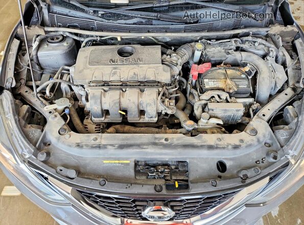 3N1AB7AP7JY344762 2018 NISSAN SENTRA Gray Вид задньої частини салону