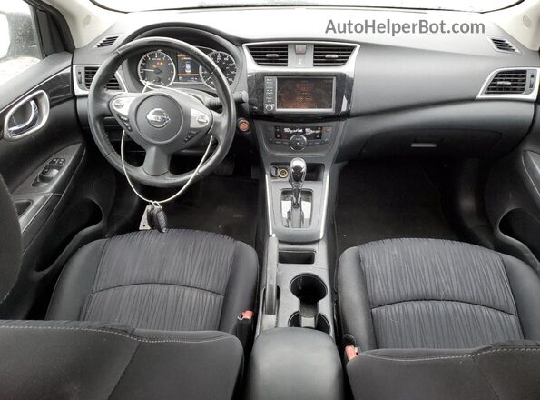 3N1AB7AP7KY243139 2019 NISSAN SENTRA Gray Widok deski rozdzielczej