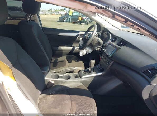 3N1AB7AP7KY251824 2019 NISSAN SENTRA Серый Вид салона спереди