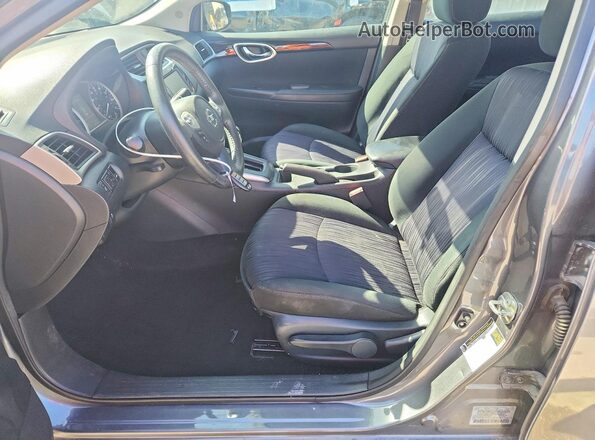 3N1AB7AP7KY357190 2019 NISSAN SENTRA Угольный Вид салона спереди