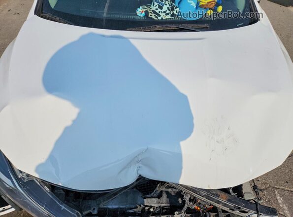3N1AB7AP7KY365693 2019 NISSAN SENTRA White Вид задньої частини салону