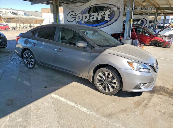 3N1AB7AP7KY426590 2019 NISSAN SENTRA Серый Передняя правая четверть