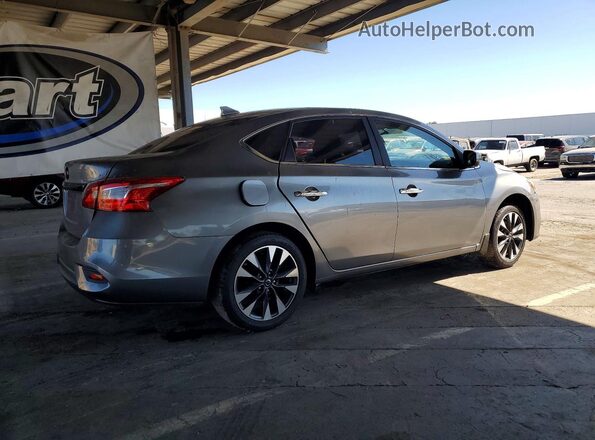 3N1AB7AP7KY426590 2019 NISSAN SENTRA Серый Задняя правая четверть