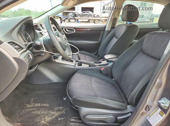3N1AB7AP7KY431482 2019 NISSAN SENTRA Gray Vista interior delantera