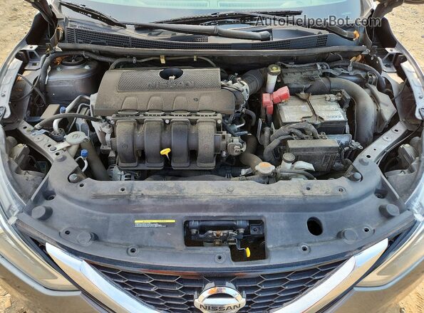 3N1AB7AP7KY431482 2019 NISSAN SENTRA Gray Vista interior trasera