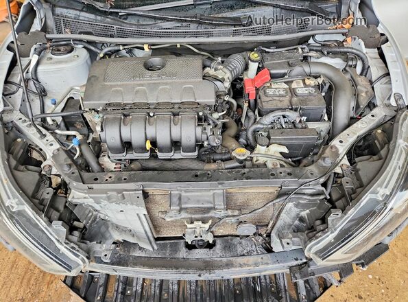 3N1AB7AP8GL682919 2016 NISSAN SENTRA Silver Rear interior view