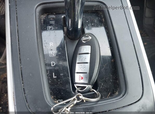3N1AB7AP8GY214904 2016 NISSAN SENTRA Белый Вид панели приборов