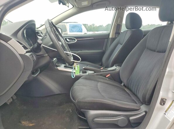 3N1AB7AP8GY239706 2016 NISSAN SENTRA Silver Front interior view