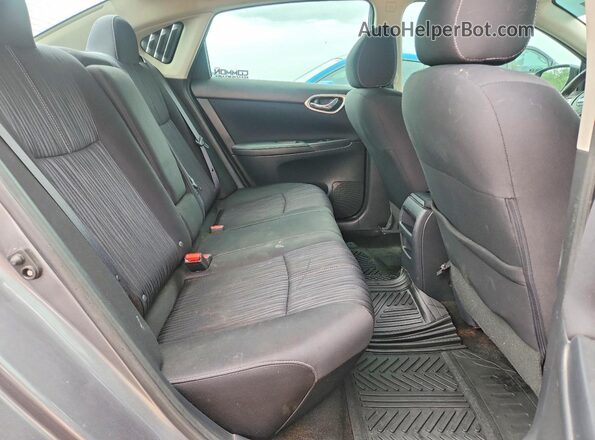 3N1AB7AP8HL672960 2017 NISSAN SENTRA Gray Widok tylnych siedzeń