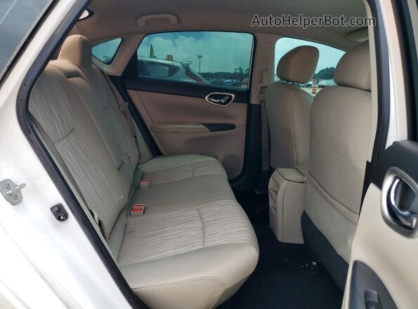 3N1AB7AP8HL673039 2017 NISSAN SENTRA White Հետևի նստատեղերի տեսք