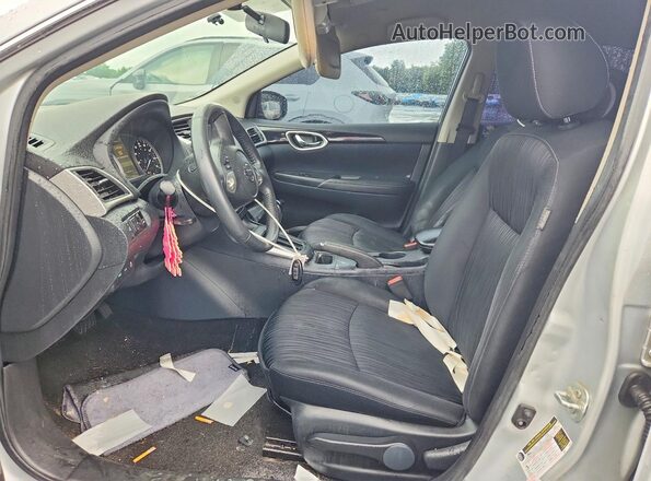 3N1AB7AP8HY229565 2017 NISSAN SENTRA Silver Vista interior delantera