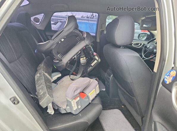 3N1AB7AP8HY229565 2017 NISSAN SENTRA Silver Vista de los asientos traseros