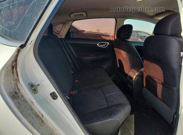 3N1AB7AP8HY274585 2017 NISSAN SENTRA White Vista de los asientos traseros