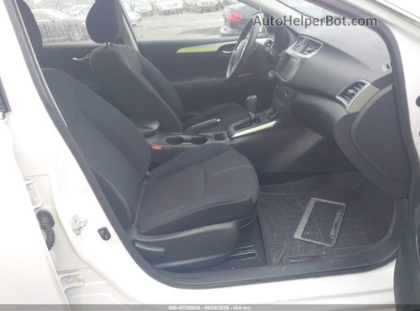 3N1AB7AP8HY280239 2017 NISSAN SENTRA White Widok wnętrza z przodu