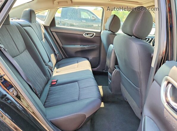 3N1AB7AP8HY325924 2017 NISSAN SENTRA Black Rear seats view