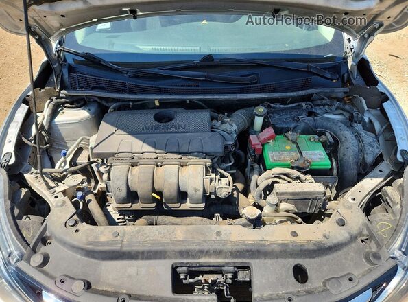 3N1AB7AP8HY352413 2017 NISSAN SENTRA Silver Вид задньої частини салону
