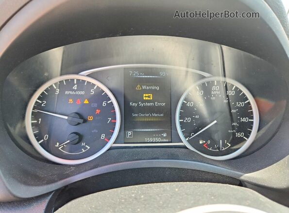 3N1AB7AP8HY352413 2017 NISSAN SENTRA Silver Вид щитка приладів