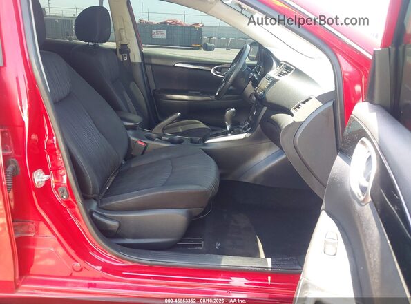 3N1AB7AP8JL617074 2018 NISSAN SENTRA Red Вид салону спереду