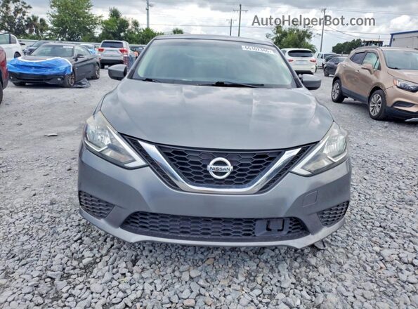 3N1AB7AP8JY207829 2018 NISSAN SENTRA Gray Widok z przodu