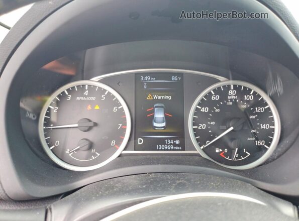 3N1AB7AP8JY207829 2018 NISSAN SENTRA Gray Widok zestawu wskaźników