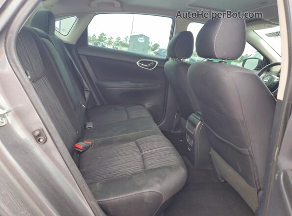 3N1AB7AP8JY207829 2018 NISSAN SENTRA Gray უკანა სავარძლების ხედი