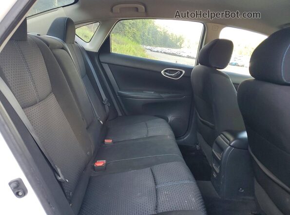 3N1AB7AP8JY211427 2018 NISSAN SENTRA White Вид задніх сидінь