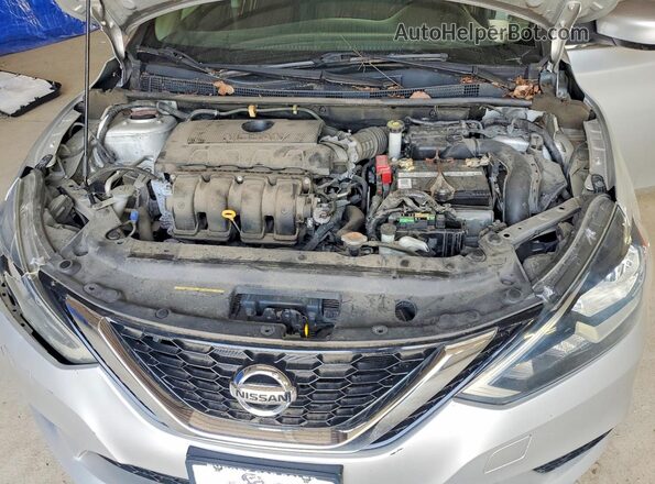 3N1AB7AP8KY355819 2019 NISSAN SENTRA Silver Вид задньої частини салону