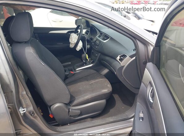 3N1AB7AP9GY290535 2016 NISSAN SENTRA Gray Front interior view