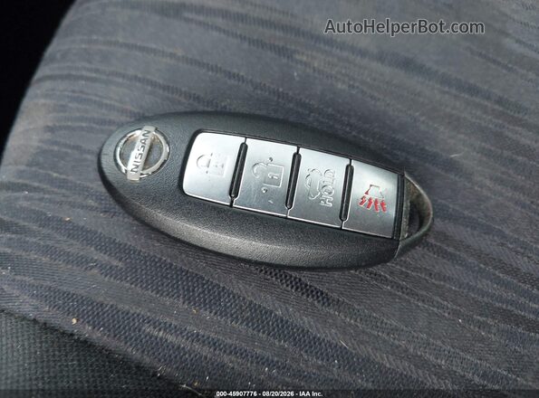 3N1AB7AP9HL688228 2017 NISSAN SENTRA Красный Вид панели приборов