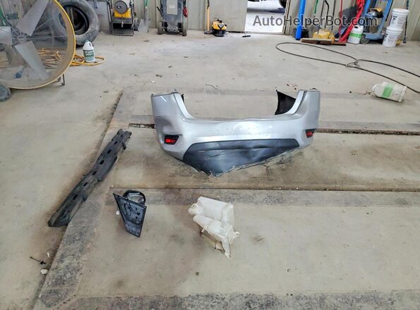 3N1AB7AP9HY250974 2017 NISSAN SENTRA Silver Вид підкапотного простору