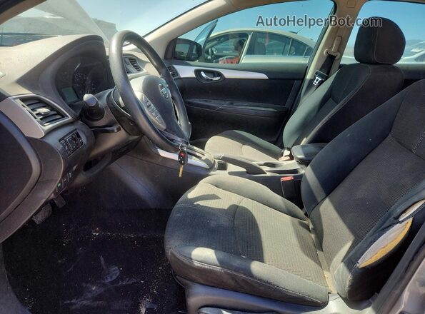 3N1AB7AP9HY253485 2017 NISSAN SENTRA Silver Widok wnętrza z przodu