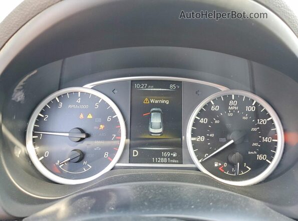 3N1AB7AP9HY256080 2017 NISSAN SENTRA Green Widok zestawu wskaźników