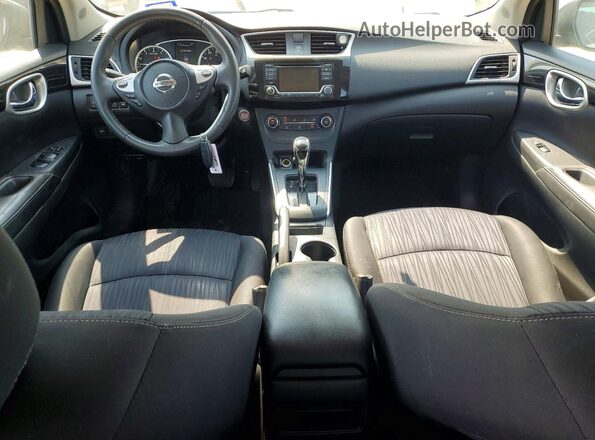 3N1AB7AP9HY310090 2017 NISSAN SENTRA Black Vista del salpicadero