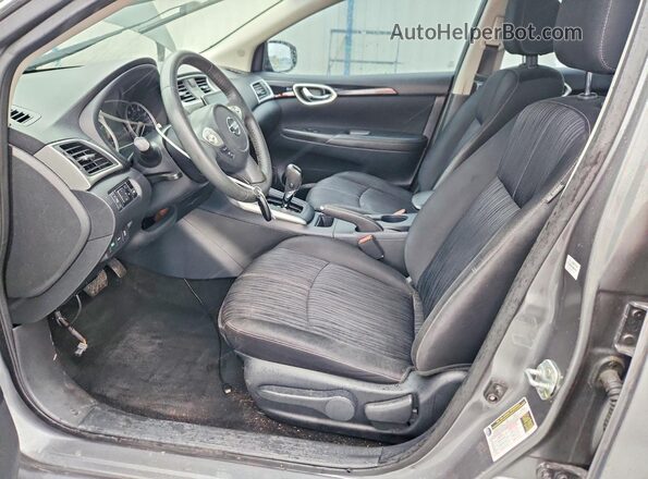 3N1AB7AP9JY224039 2018 NISSAN SENTRA Gray Вид салону спереду