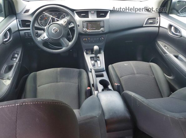 3N1AB7AP9JY229774 2018 NISSAN SENTRA Silver Widok deski rozdzielczej