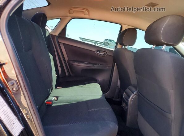 3N1AB7AP9JY277498 2018 NISSAN SENTRA Black Rear interior view