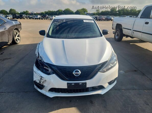3N1AB7AP9JY281017 2018 NISSAN SENTRA White Widok z przodu