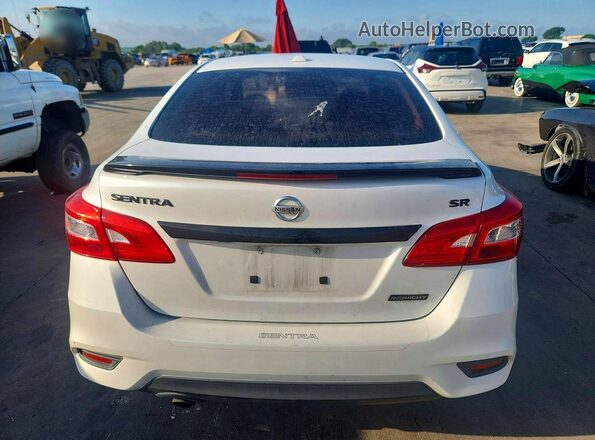 3N1AB7AP9JY281017 2018 NISSAN SENTRA White Widok z tyłu
