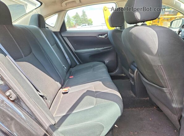 3N1AB7AP9JY288632 2018 NISSAN SENTRA Black Rear seats view