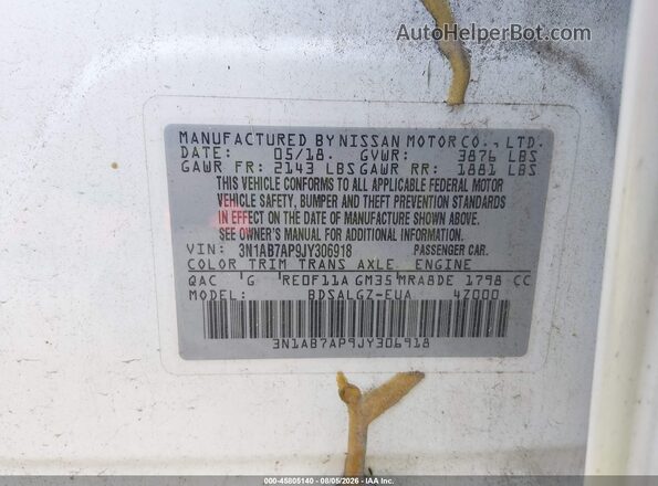 3N1AB7AP9JY306918 2018 NISSAN SENTRA White Vista del compartimento del motor