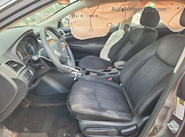 3N1AB7AP9KL607848 2019 NISSAN SENTRA Silver Вид салону спереду