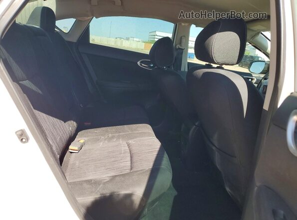 3N1AB7AP9KY440023 2019 NISSAN SENTRA White Հետևի նստատեղերի տեսք