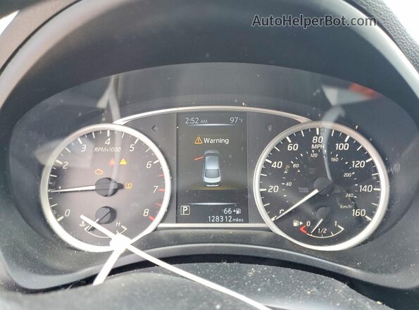 3N1AB7APXGY242641 2016 NISSAN SENTRA Серебряный Вид щитка приборов