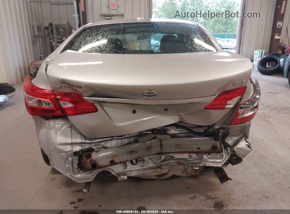 3N1AB7APXHL639734 2017 NISSAN SENTRA Серебряный Вид спереди