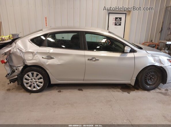 3N1AB7APXHL639734 2017 NISSAN SENTRA Серебряный Вид задней части салона