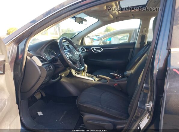 3N1AB7APXHY209656 2017 NISSAN SENTRA Gray Widok wnętrza z przodu