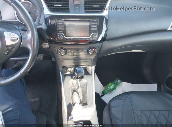 3N1AB7APXHY209656 2017 NISSAN SENTRA Gray Widok deski rozdzielczej