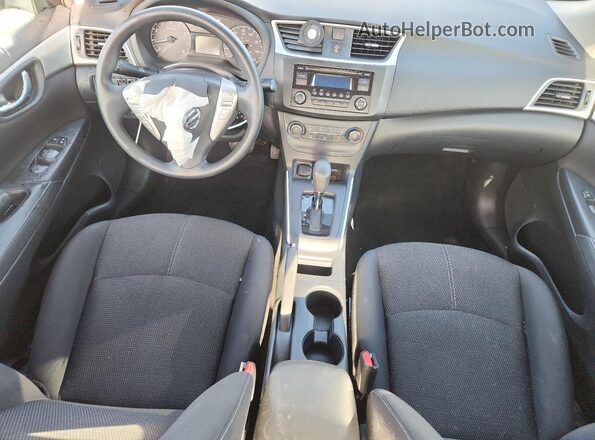 3N1AB7APXHY243368 2017 NISSAN SENTRA Silver Vista del salpicadero