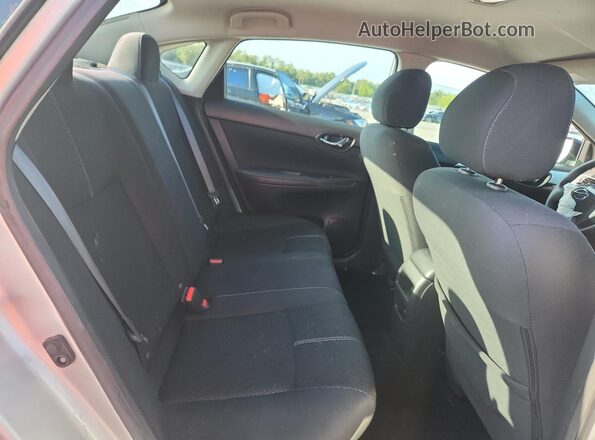 3N1AB7APXHY243368 2017 NISSAN SENTRA Silver Vista de los asientos traseros
