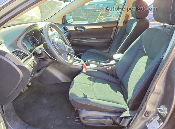 3N1AB7APXJY208402 2018 NISSAN SENTRA Charcoal Vista interior delantera